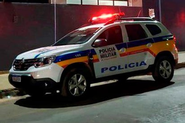 Olho Vivo flagra homem sendo roubado e 4 acabam na delegacia em Patos de Minas