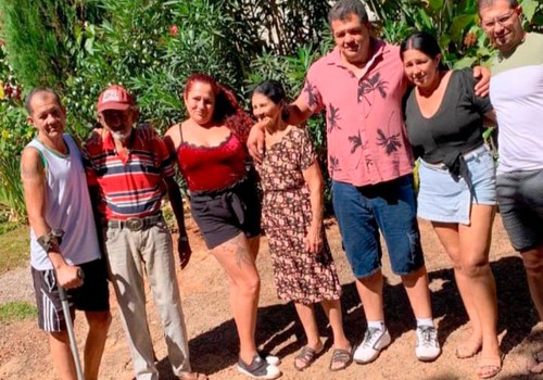 Nascida em Goiás, mulher tenta encontrar parentes que o pai deixou em Patos de Minas