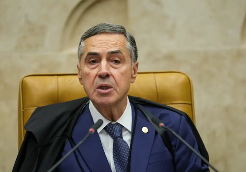Barroso diz que atuação de Moraes evitou grave erosão democrática