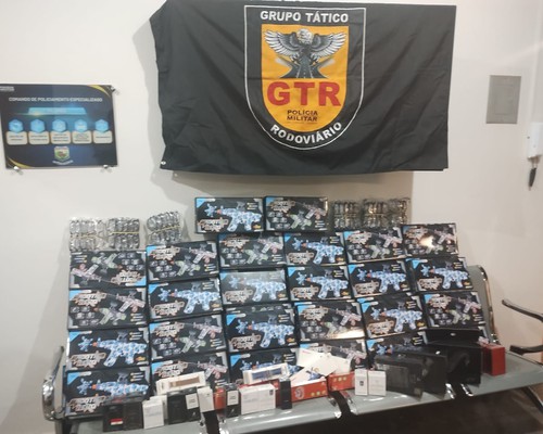 Polícia Militar Rodoviária aborda ônibus e apreende grande quantidade de mercadorias irregulares