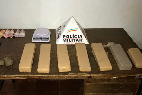 PM de Patrocínio prende homem com uma grande quantidade de maconha ao verificar lista do tráfico