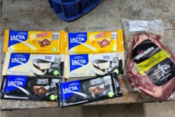 Furtos em hipermercados não param! Homem é preso ao colocar carne e chocolates dentro da calça