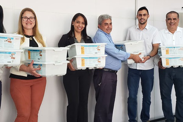 Com fechamento da Escola do Sesi, FIEMG doa kits de robótica para o Unipam e o IFTM