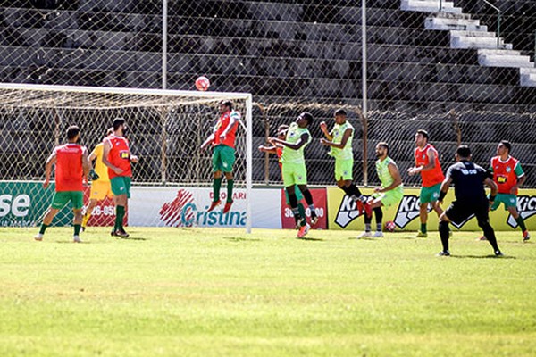 Mamoré goleia a Seleção de João Pinheiro por 7 a 0 e deixa boa impressão no primeiro teste