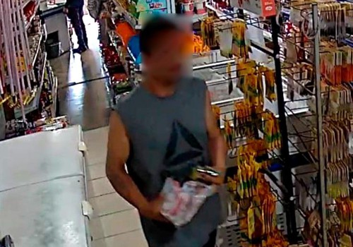 Suspeito de furtar cartões em carro e chinelos em mercearia é preso em Patos de Minas