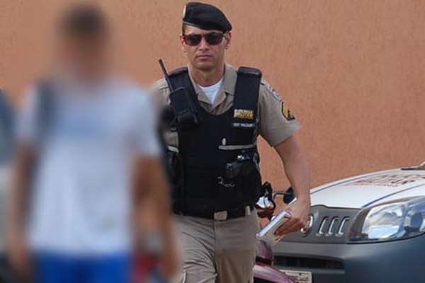 Aluno leva droga para escola e é flagrado pela Polícia Militar em Patos de Minas