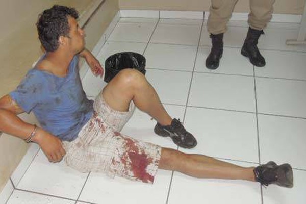 Jovem agride o cunhado a facadas e acaba preso pela Polícia Militar