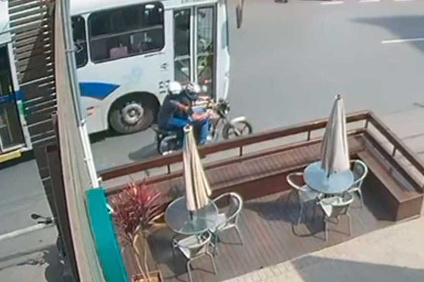 Jovem que abriu fogo e deixou dois feridos em pleno centro de Patos de Minas vai a júri amanhã; relembre o caso