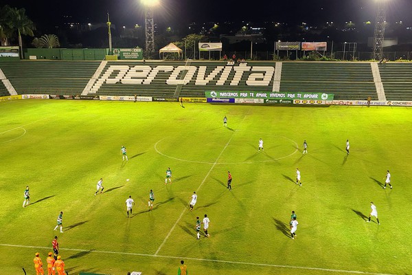 Com um a menos desde o primeiro tempo, Mamoré empata em 1x1 com o Varginha e segue invicto