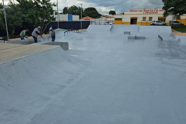Nova pista de skate fica fechada até domingo; inauguração deve acontecer ainda este mês