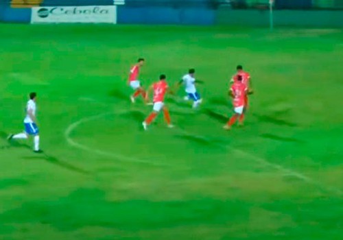 URT sai atrás, mas busca o empate diante do Uberaba em noite inspirada de Cesinha
