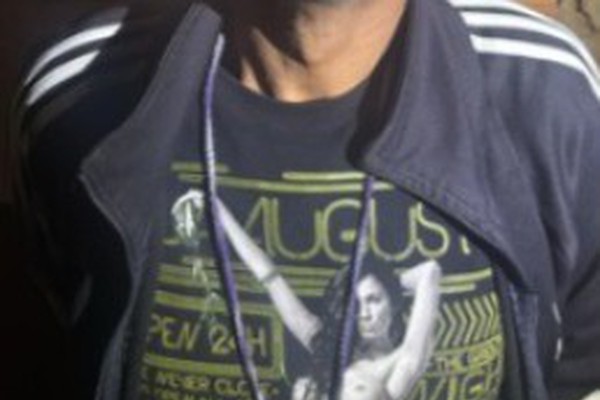 Dupla é presa por furto de fiação e um deles se autolesiona para tentar incriminar os policiais em Carmo do Paranaíba