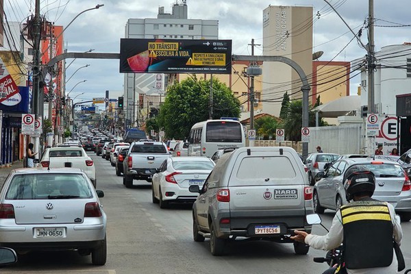 Atenção Proprietários de Veículos! CRLV de 25 começa a ser exigido em 31 de agosto