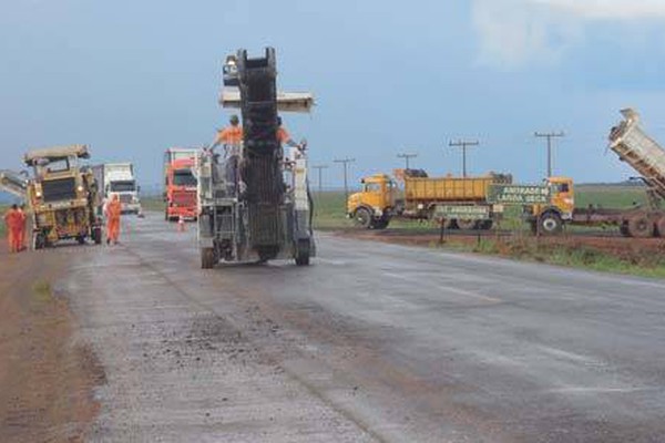 DNIT inicia obras de restauração da BR 365 entre Patos de Minas e a BR 040