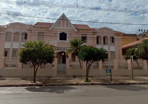 Escola Normal terá Curso Técnico em Administração e EJA; matrículas estão abertas
