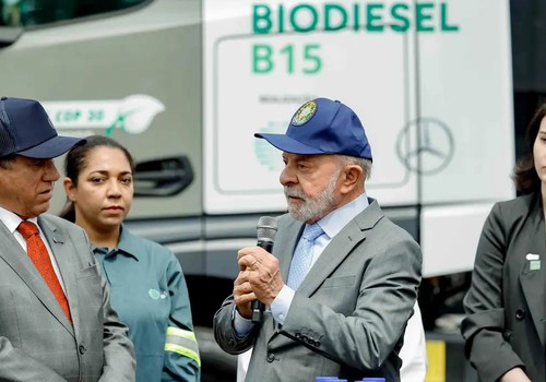 Lula propõe colocar biocombustíveis na pauta exportadora do Brasil