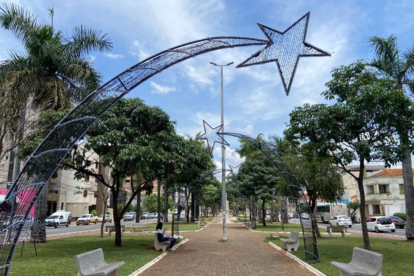 Acendimento das luzes marca o início do Renascer Natalino neste sábado em Patos de Minas