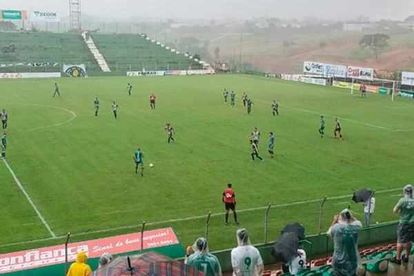 Mamoré estreia com empate em zero a zero com o Democrata em jogo ruim em Patos de Minas