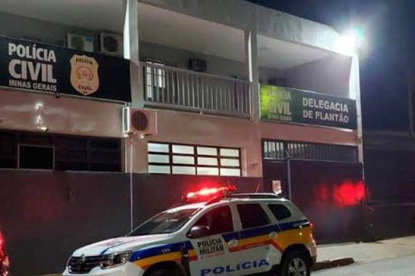 Filho é preso por atacar o próprio pai, recém-operado, com socos, chutes e ameaças em Patos de Minas
