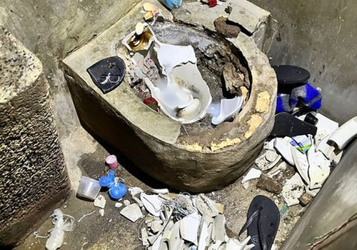 Preso destrói vaso sanitário em busca de droga, não encontra e cela no Presídio tem que ser interditada