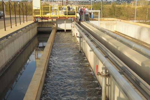 Estação de Tratamento de Esgoto já funciona, mas ainda está longe da conclusão