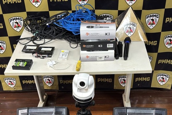 Câmeras de segurança flagram furto em igreja e Polícia Militar prende autor em flagrante no Jardim Vitória