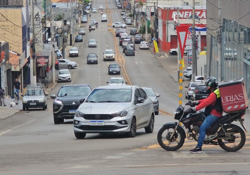 Motoristas podem escapar de multa e pontos na CNH em Minas com nova regra automática