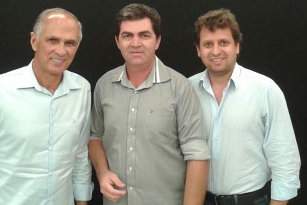 Antônio Andrade volta a Patos de Minas após ser eleito e reforça compromissos