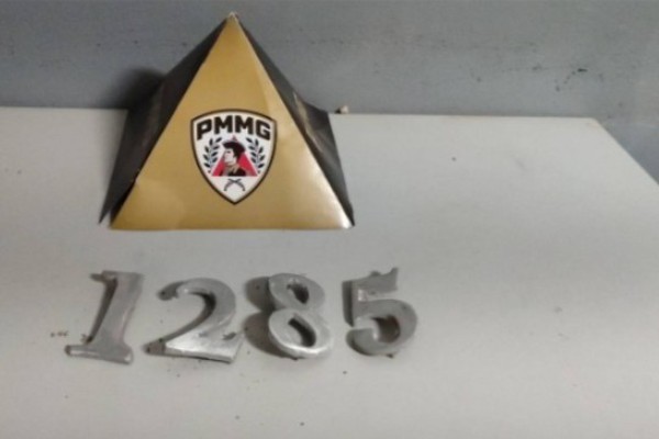 Nada escapa! Dupla é presa por furto de números de loja de móveis e capa de interfone de clínica