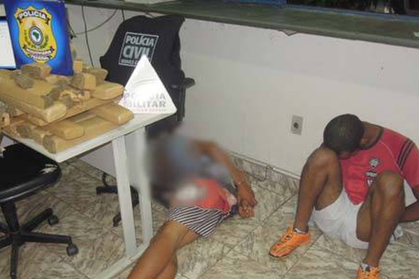 Operação na BR 365 flagra dupla entrando na cidade com quase 20kg de drogas