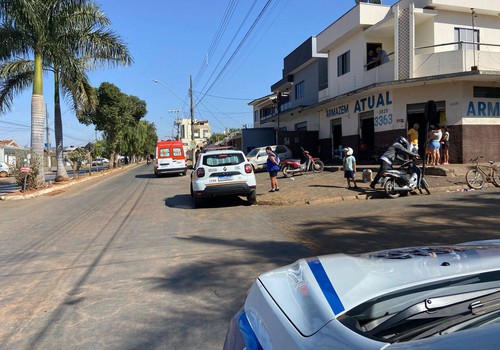 Mulheres armadas com faca e canivete entram em luta corporal e precisam ser socorridas em Patos de Minas