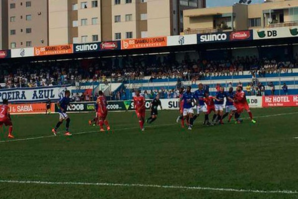 URT empata com o Tombense em 1 a 1 em partida bastante disputada no Zama Maciel