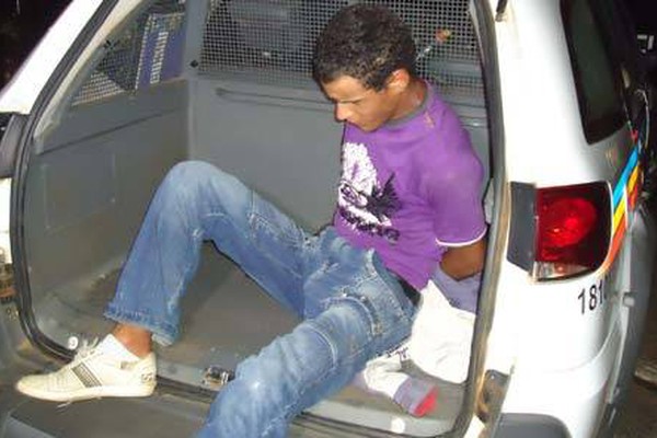 Rapaz é preso duas vezes em poucas horas por praticar furtos na cidade