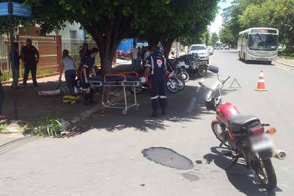 Veículo perde a roda e mais um motociclista é ferido no conturbado trânsito da cidade