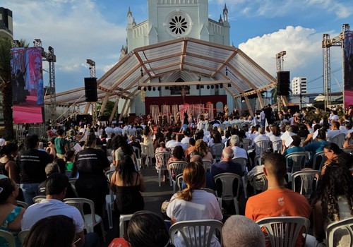 Encerramento do Jubileu de 70 Anos da Diocese de Patos de Minas encanta os fiéis; veja como foi