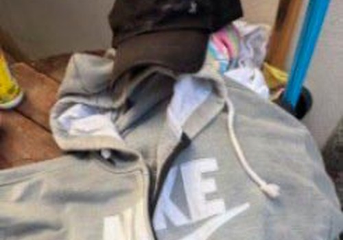Homem que devia estar de tornozeleira é preso por furto de frigideira, toalhas e camisetas