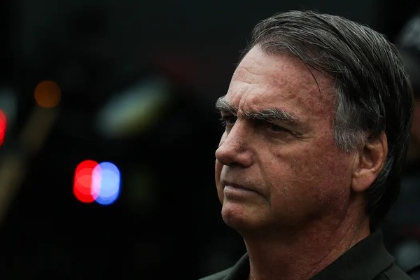 STF tem maioria para negar novamente prisão domiciliar de Bolsonaro