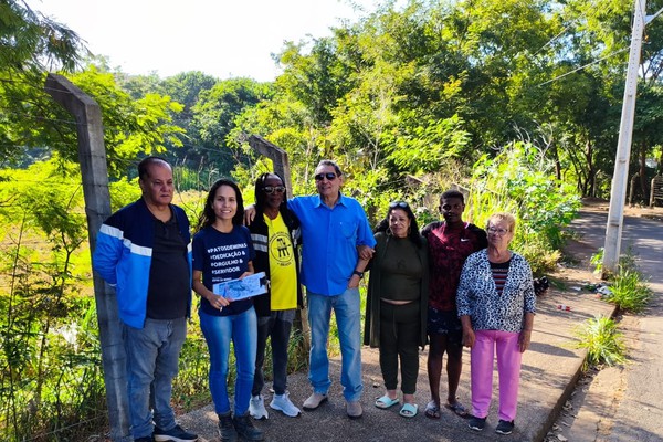 Codema vistoria área de 3.000 metros no bairro Sorriso destinada à Associação Quilombola