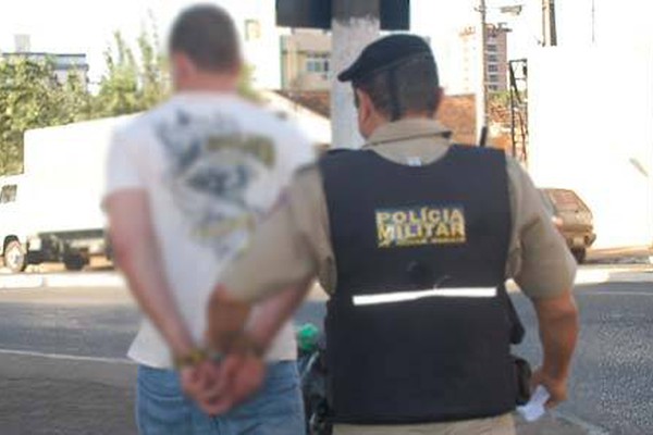 Roubo no centro de Patos de Minas leva cerca de R$70 mil e músico é suspeito