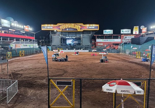 Imagens de drone mostram a estrutura gigante da Fenamilho 2025; veja ao vivo