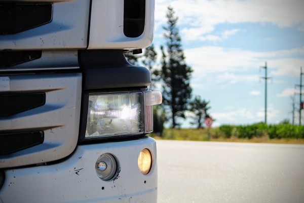 Se essa moda pega: TJMG condena DER a indenizar caminhoneiro que sofreu acidente em buraco de rodovia