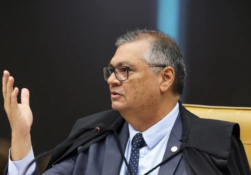 Dino diz que crimes da trama golpista não podem ser anistiados