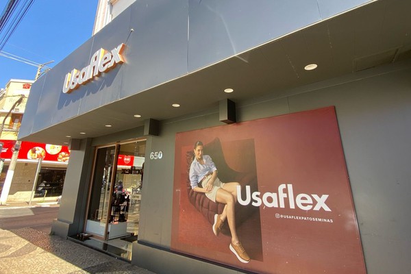 Começa liquidação com até 60% de desconto em sapatos, rasteirinhas, bolsas e tamancos na Usaflex