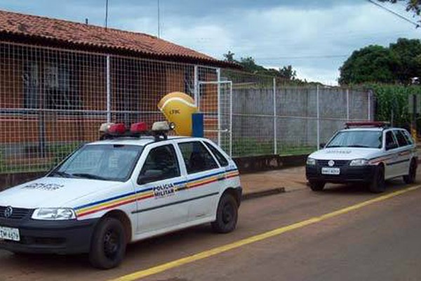 Ladrões arrombam banco em Rio Paranaíba e levam todo dinheiro de caixa eletrônico