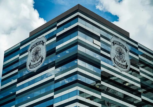 PF cumpre mandados de busca sobre fraude em licitação em São Sebastião