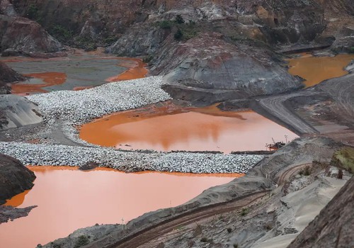 Justiça inglesa condena mineradora BHP por rompimento de barragem