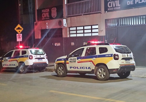 Homem é preso após invadir loja de conveniência e furtar R$10 mil em moedas, em Patos de Minas