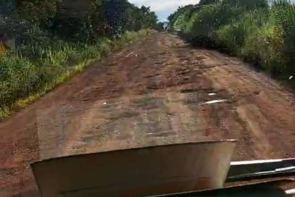 Moradores denunciam situação precária da BR-352 na região da Rocinha; DNIT garante melhorias