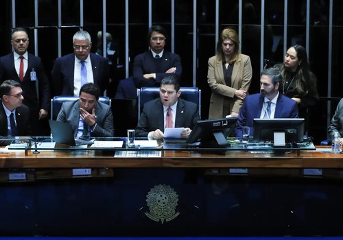 Senado aprova aumento do número de deputados federais para 531