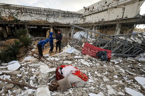 Mais de 100 crianças já foram mortas em Gaza desde 'cessar-fogo'